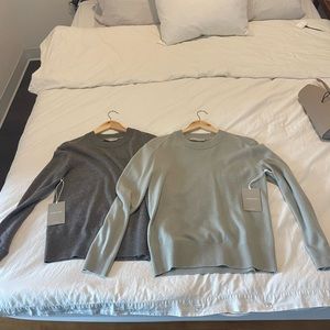 2 Everlane Cashmere Crews sz Small